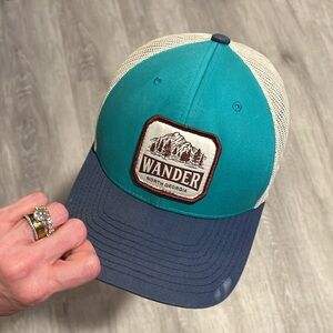 🩵💙Wander SnapBack Trucker Hat💙🩵
